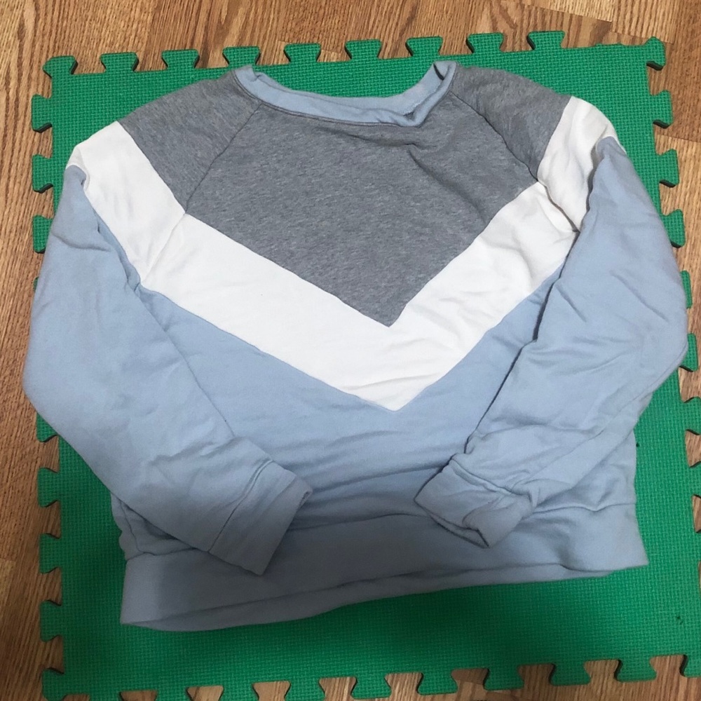 Crew neck